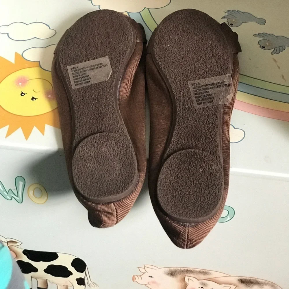 MIX IT CHOCOLATE FLATS BOW LIKE NEW